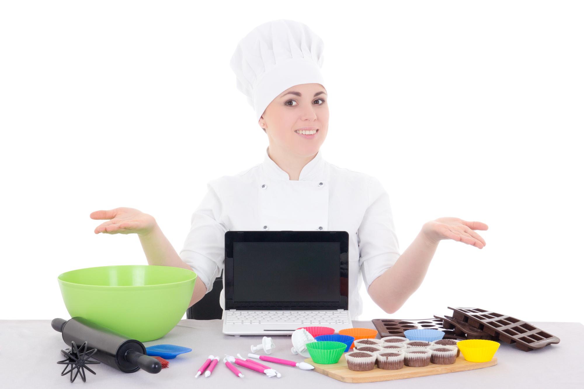 Chef online che mostra una ricetta in diretta